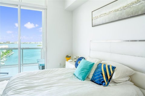 Снять в аренду кондоминиум в Норт-Бей-Виллидж, Флорида 2 спальни, 113.62м2, № 1963037 - фото 14