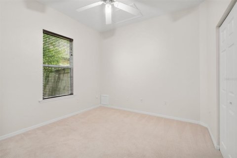 House in Gainesville, Florida 4 bedrooms, 215.35 sq.m. № 1877339 - photo 23