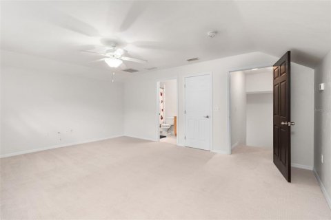 House in Gainesville, Florida 4 bedrooms, 215.35 sq.m. № 1877339 - photo 29