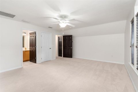 House in Gainesville, Florida 4 bedrooms, 215.35 sq.m. № 1877339 - photo 28
