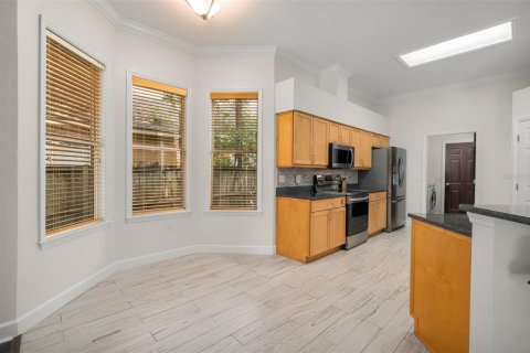 House in Gainesville, Florida 4 bedrooms, 215.35 sq.m. № 1877339 - photo 9