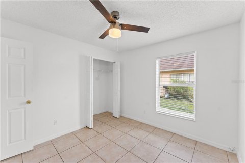 Casa en alquiler en Orlando, Florida, 4 dormitorios, 172.61 m2 № 1905196 - foto 12