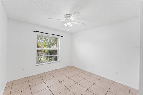 Casa en alquiler en Orlando, Florida, 4 dormitorios, 172.61 m2 № 1905196 - foto 4