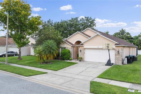 Casa en alquiler en Orlando, Florida, 4 dormitorios, 172.61 m2 № 1905196 - foto 2