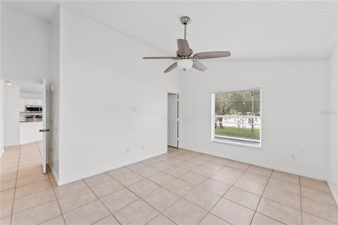 Casa en alquiler en Orlando, Florida, 4 dormitorios, 172.61 m2 № 1905196 - foto 22