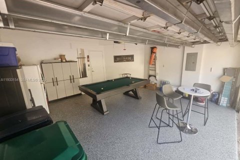 Снять в аренду таунхаус в Дорал, Флорида 3 спальни, 173.08м2, № 1992746 - фото 29