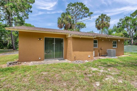 House in Crystal River, Florida 3 bedrooms, 93.65 sq.m. № 1784981 - photo 26