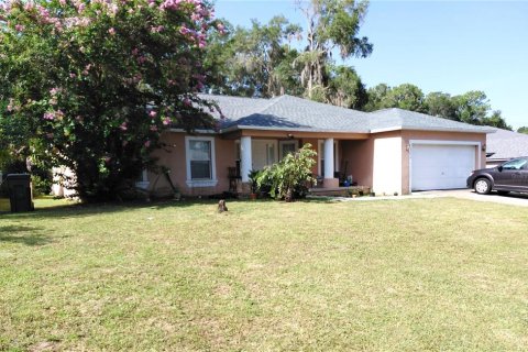 House in Ocala, Florida 4 bedrooms, 208.01 sq.m. № 2239287 - photo 2