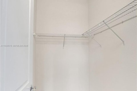 Touwnhouse à louer à Hollywood, Floride: 3 chambres, 165.37 m2 № 1997594 - photo 23