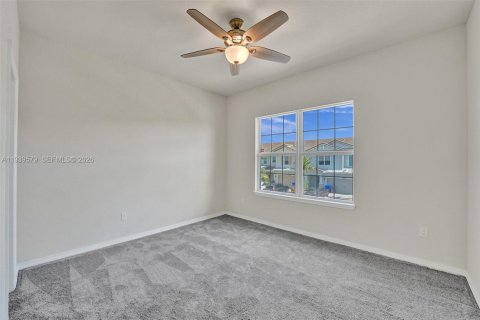 Touwnhouse à louer à Hollywood, Floride: 3 chambres, 165.37 m2 № 1997594 - photo 20