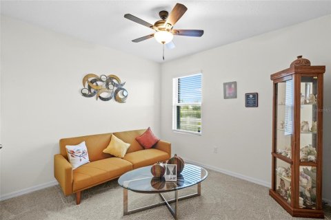 Villa ou maison à vendre à Palm Bay, Floride: 4 chambres, 170.01 m2 № 2408709 - photo 25