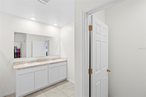Villa ou maison à vendre à Palm Bay, Floride: 4 chambres, 170.01 m2 № 2408709 - photo 24