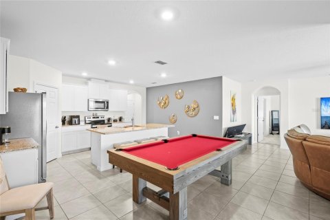 Villa ou maison à vendre à Palm Bay, Floride: 4 chambres, 170.01 m2 № 2408709 - photo 16
