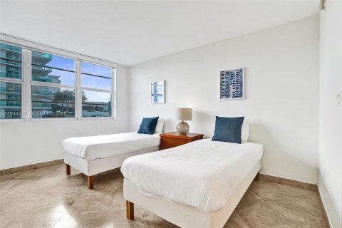 Condominio en venta en Miami Beach, Florida, 2 dormitorios, 115.01 m2 № 1992958 - foto 24