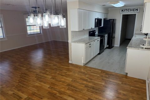 Casa en venta en Bushnell, Florida, 3 dormitorios, 137.68 m2 № 1542696 - foto 17