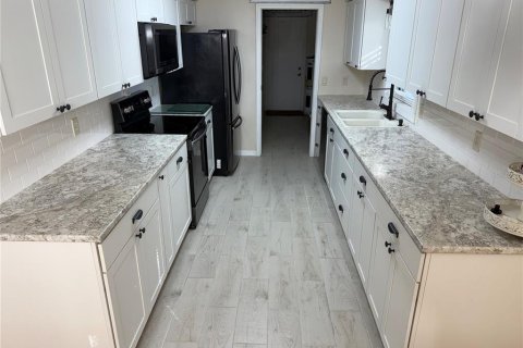 Casa en venta en Bushnell, Florida, 3 dormitorios, 137.68 m2 № 1542696 - foto 21