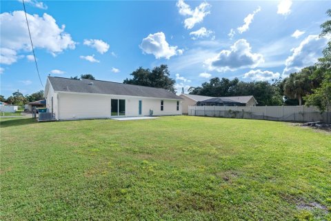 Villa ou maison à louer à Port Charlotte, Floride: 3 chambres, 119.19 m2 № 2408504 - photo 24