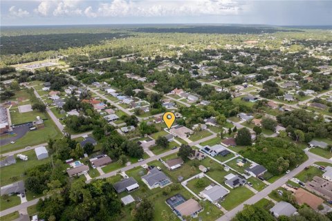 Villa ou maison à louer à Port Charlotte, Floride: 3 chambres, 119.19 m2 № 2408504 - photo 30