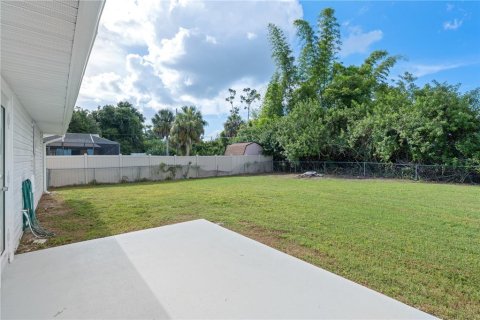 Villa ou maison à louer à Port Charlotte, Floride: 3 chambres, 119.19 m2 № 2408504 - photo 25