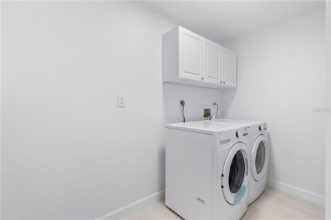 Villa ou maison à louer à Port Charlotte, Floride: 3 chambres, 119.19 m2 № 2408504 - photo 21