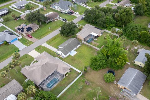 Villa ou maison à louer à Port Charlotte, Floride: 3 chambres, 119.19 m2 № 2408504 - photo 28