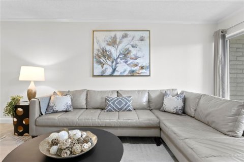 Copropriété à vendre à Tampa, Floride: 2 chambres, 86.96 m2 № 1823152 - photo 12