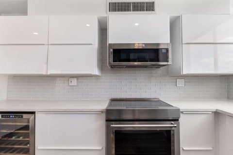 Copropriété à vendre à Fort Lauderdale, Floride: 2 chambres, 130.25 m2 № 2421132 - photo 20
