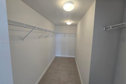 Appartement à louer à Miami, Floride: 3 chambres, 119.84 m2 № 2007641 - photo 16