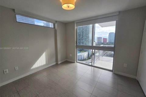 Appartement à louer à Miami, Floride: 3 chambres, 119.84 m2 № 2007641 - photo 15