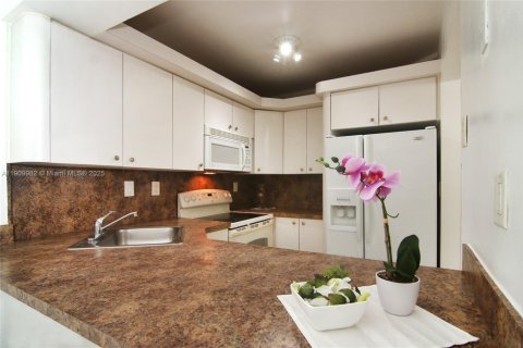 Condo à North Miami Beach, Floride, 1 chambre № 1965636