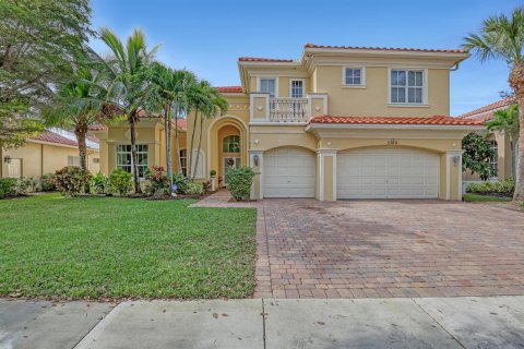 House in Lake Worth, Florida 6 bedrooms, 407 sq.m. № 2190204 - photo 2