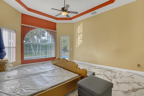 House in Lake Worth, Florida 6 bedrooms, 407 sq.m. № 2190204 - photo 29