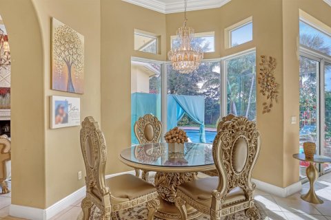 House in Lake Worth, Florida 6 bedrooms, 407 sq.m. № 2190204 - photo 21