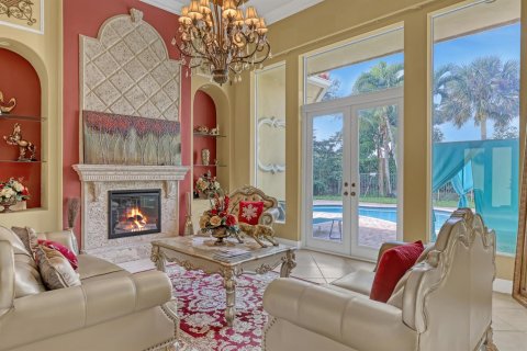 House in Lake Worth, Florida 6 bedrooms, 407 sq.m. № 2190204 - photo 10