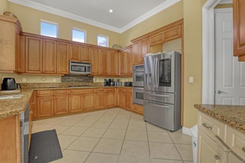 House in Lake Worth, Florida 6 bedrooms, 407 sq.m. № 2190204 - photo 23