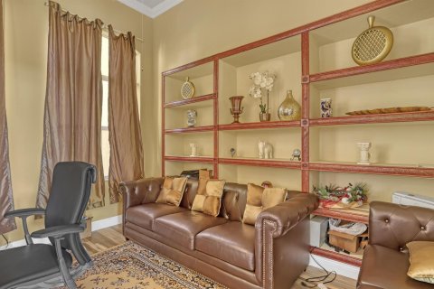 House in Lake Worth, Florida 6 bedrooms, 407 sq.m. № 2190204 - photo 15