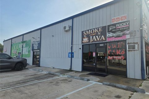 Immobilier commercial à vendre à Mims, Floride: 643.81 m2 № 1781310 - photo 3