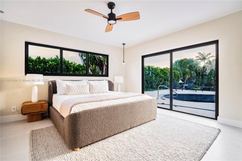 House in Fort Lauderdale, Florida 5 bedrooms, 212.28 sq.m. № 1891209 - photo 19