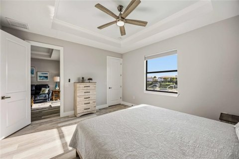 Immobilier commercial à vendre à Punta Gorda, Floride: 669 chambres, 269.23 m2 № 2420335 - photo 18