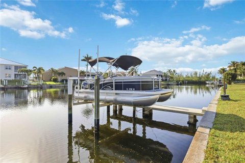 Immobilier commercial à vendre à Punta Gorda, Floride: 669 chambres, 269.23 m2 № 2420335 - photo 29