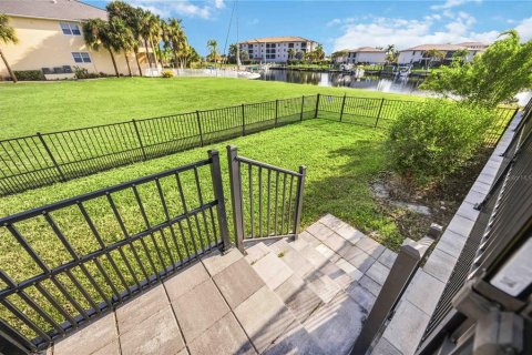 Immobilier commercial à vendre à Punta Gorda, Floride: 669 chambres, 269.23 m2 № 2420335 - photo 25