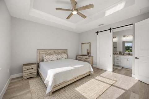 Immobilier commercial à vendre à Punta Gorda, Floride: 669 chambres, 269.23 m2 № 2420335 - photo 19