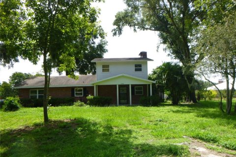 House in Fort Meade, Florida 3 bedrooms, 169.08 sq.m. № 1807517 - photo 1