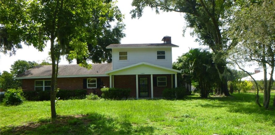 House in Fort Meade, Florida 3 bedrooms, 169.08 sq.m. № 1807517