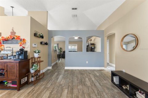House in Deltona, Florida 4 bedrooms, 160.07 sq.m. № 1754794 - photo 3