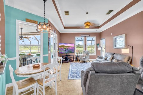 Casa en venta en Port St. Lucie, Florida, 3 dormitorios, 243.5 m2 № 2190258 - foto 27