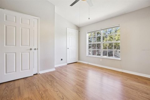 Townhouse in Orlando, Florida 2 bedrooms, 102.75 sq.m. № 2377928 - photo 10