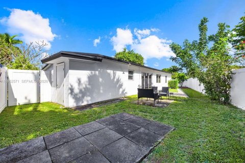 Casa en venta en Wilton Manors, Florida, 3 dormitorios, 140.65 m2 № 2008696 - foto 26
