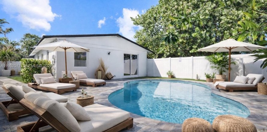 Casa en Wilton Manors, Florida 3 dormitorios, 140.65 m2 № 2008696