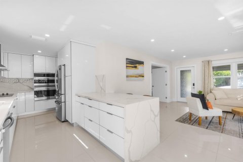 Casa en venta en Wilton Manors, Florida, 3 dormitorios, 140.65 m2 № 2008696 - foto 7